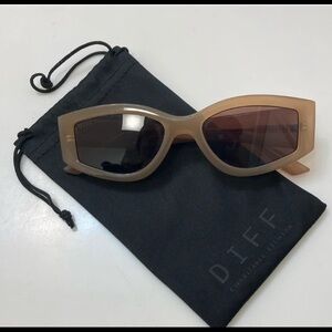 Diff Eyewear Brown Sunglasses